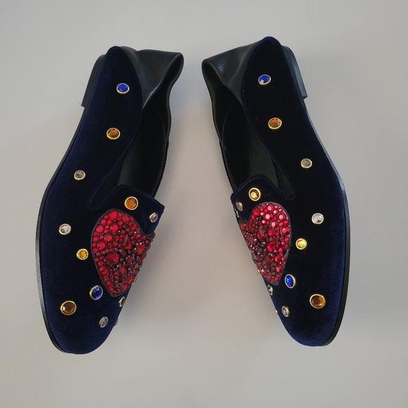 Ivy Kirzhner Embellished Velved sli-on NWOT. - Picture 3 of 9